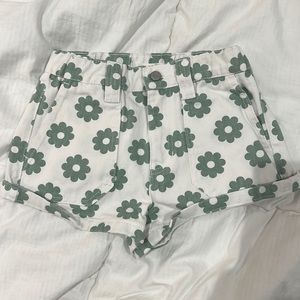 Pacsun Green flowered jeans shorts